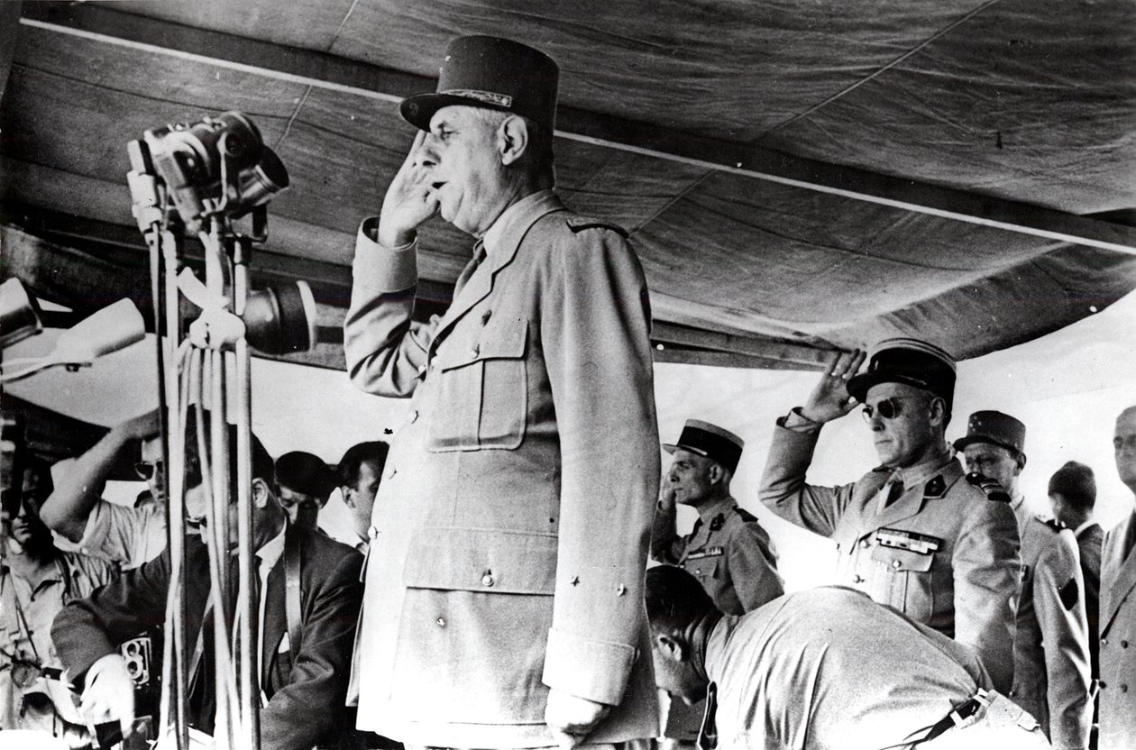 De Gaulle i Algerie, mai 1958 av Unbekannt