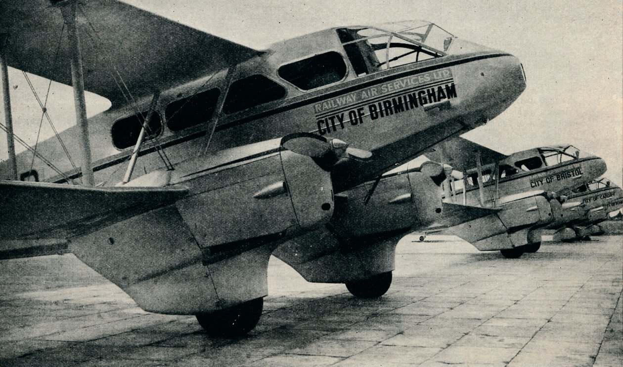De Havilland DH89-fly brukt på noen av Railway Air Service-rutene, c1934 c1937 av Unbekannt