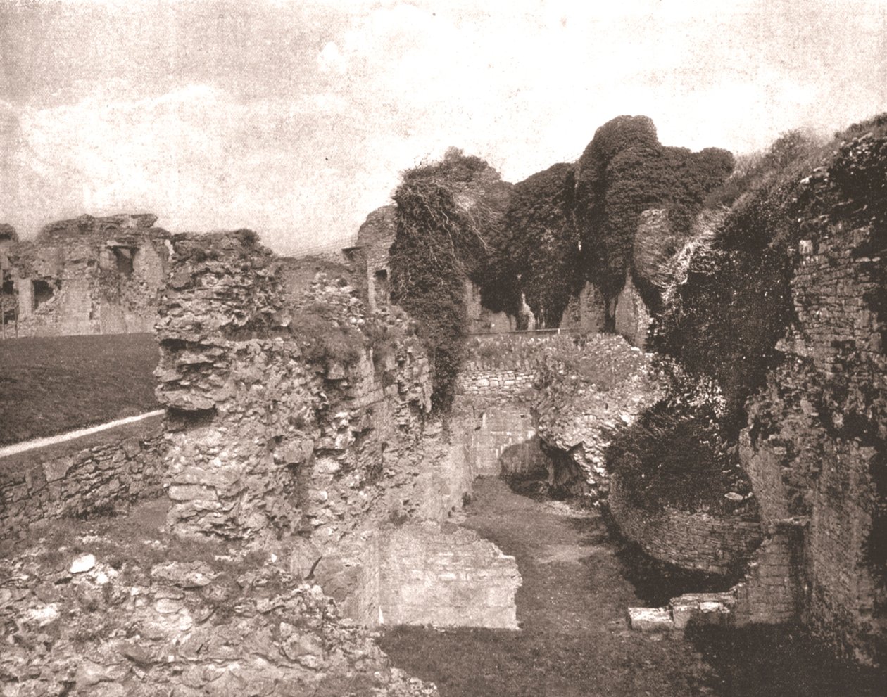 Denbigh Castle, Denbighshire, Wales, 1894. av Unbekannt