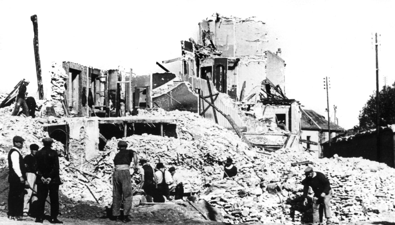 Ødelagt bygning, frigjøring av Frankrike, St Cyr, august 1944 av Unbekannt