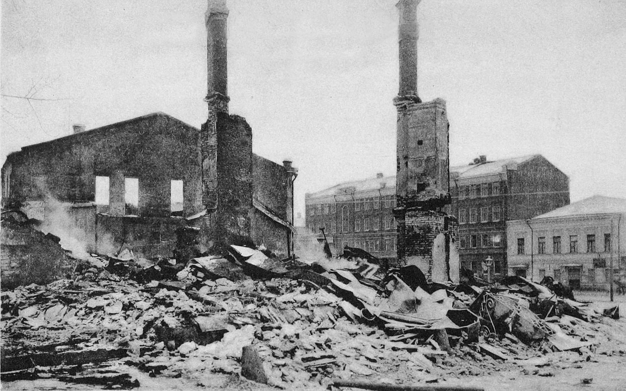 Ødeleggelse på en gate i Moskva etter revolusjonen, Russland, desember 1905 av Unbekannt