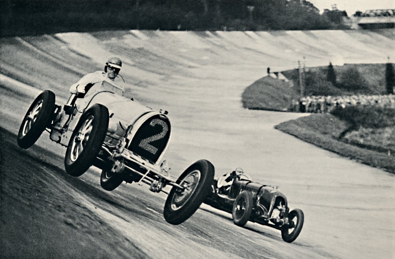 Earl Howe og Sir Henry Birkin racing på Brooklands, 1937 av Unbekannt