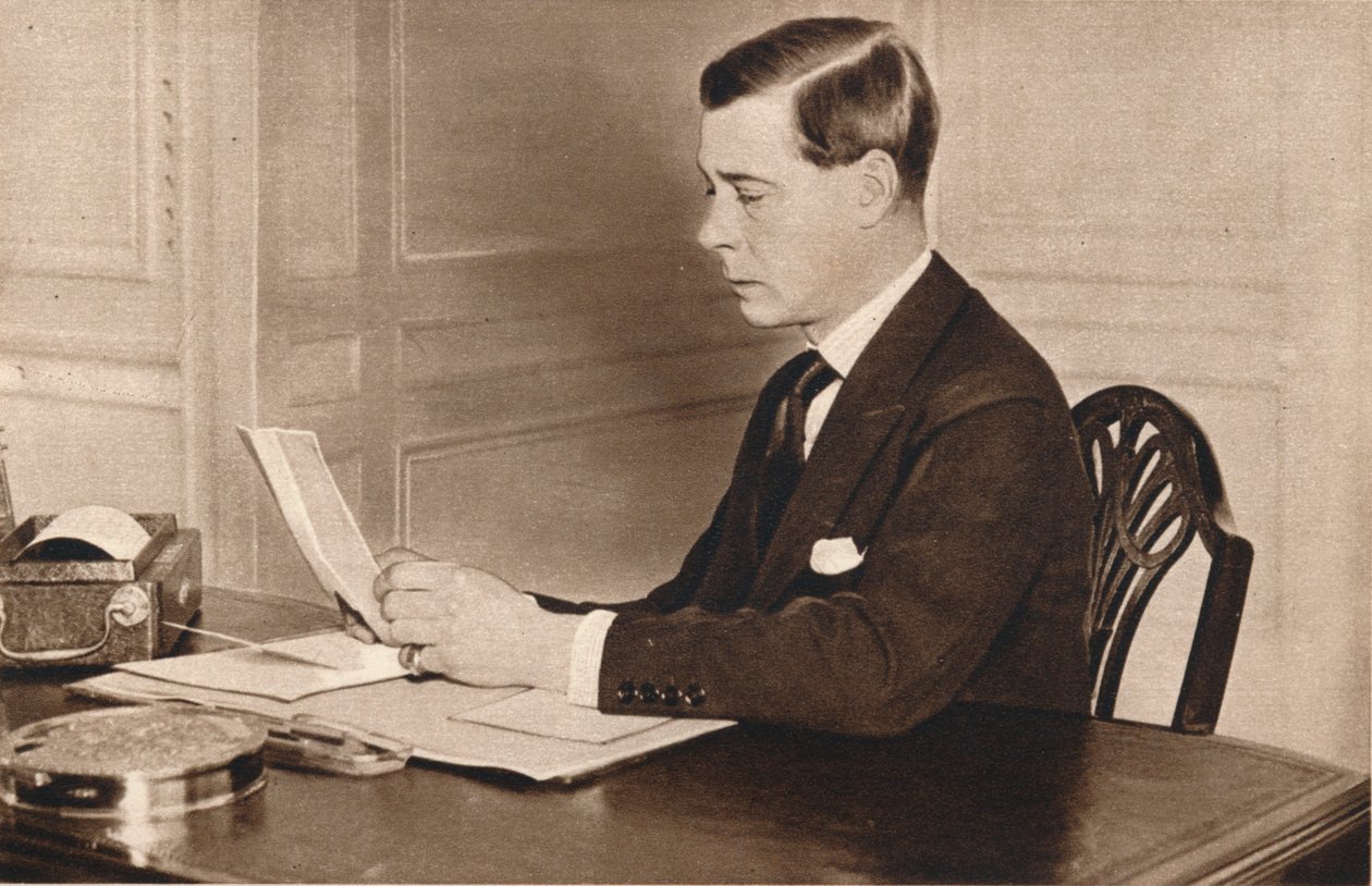 Edward VIII arbeider på kontoret sitt i St. Jamess Palace, London, 1936 av Unbekannt