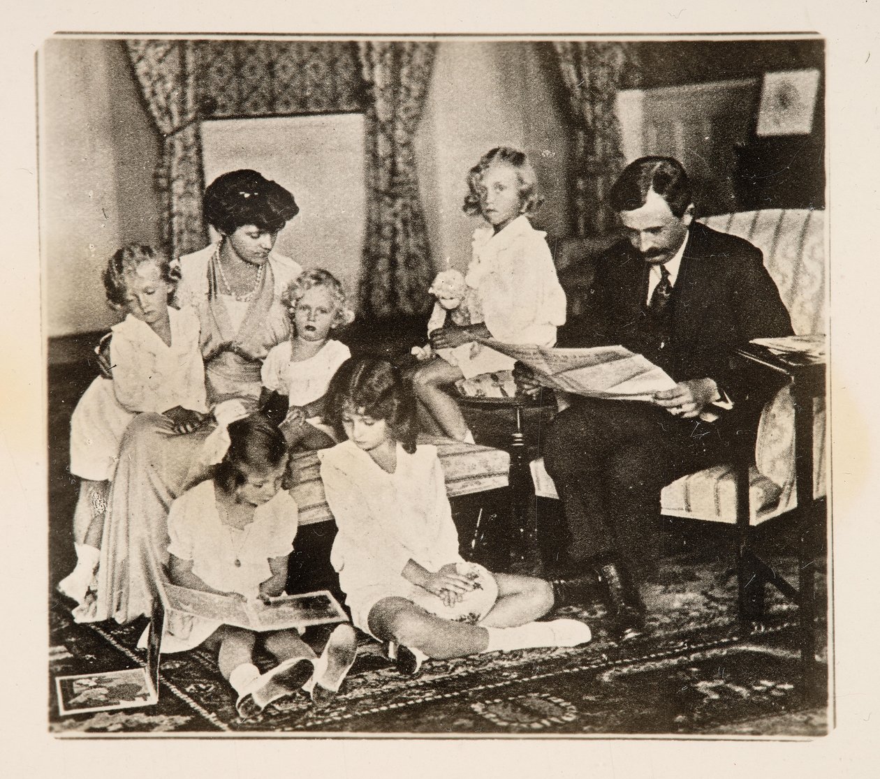 Keiser Charles I og hans familie i eksil, 1920-tallet. av Unbekannt