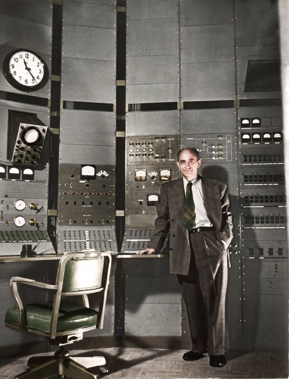 Enrico Fermi , italienskfødt amerikansk kjernefysiker, c1942 av Unbekannt