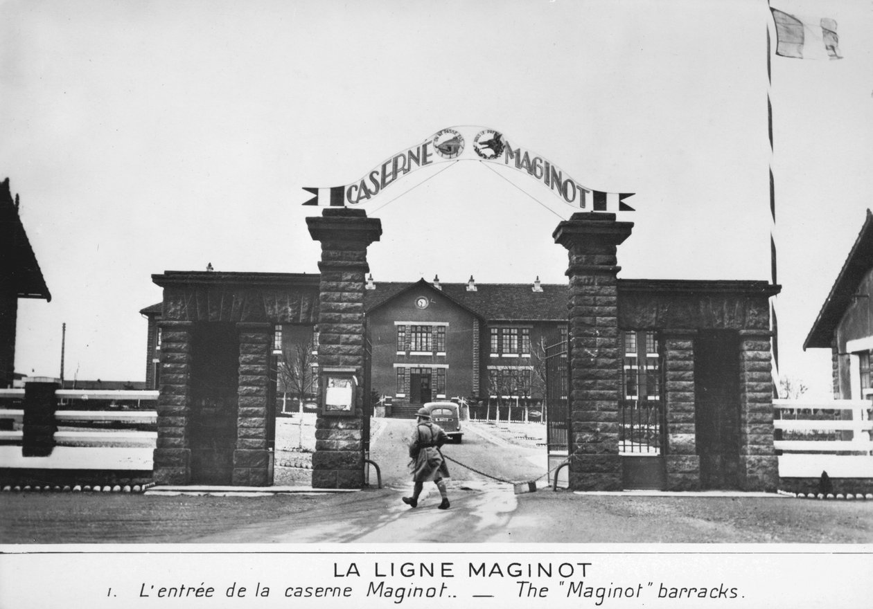 Inngang til Maginot-kasernen, Maginot-linjen, Frankrike, c1935-1940 av Unbekannt