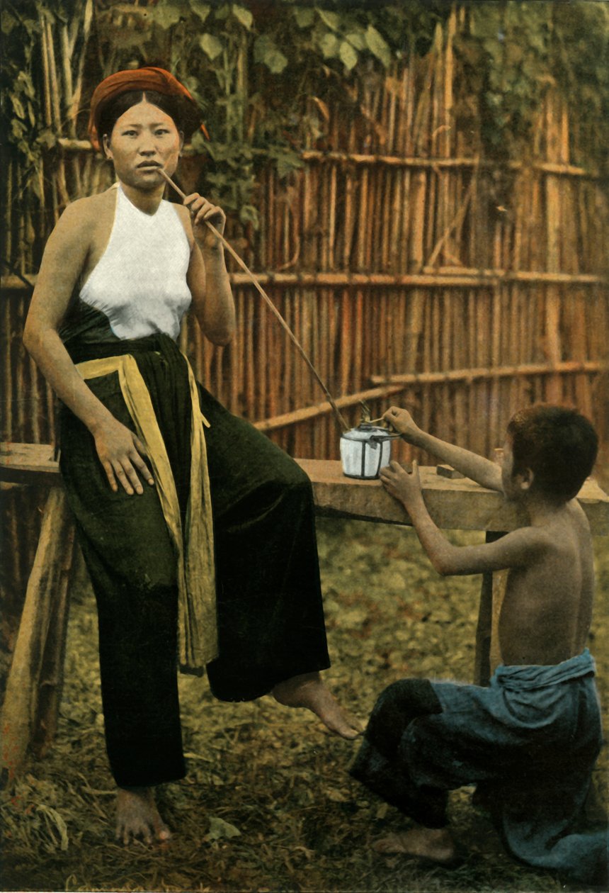 Femme Fumant De LOpium, Kvinne som røyker opium, 1900. av Unbekannt