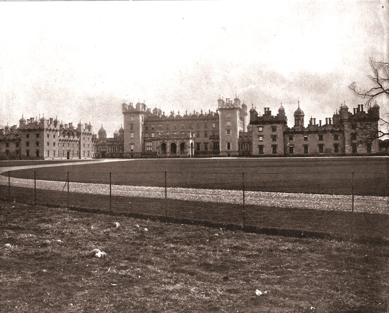 Floors Castle, Roxburghshire, Skottland, 1894. av Unbekannt