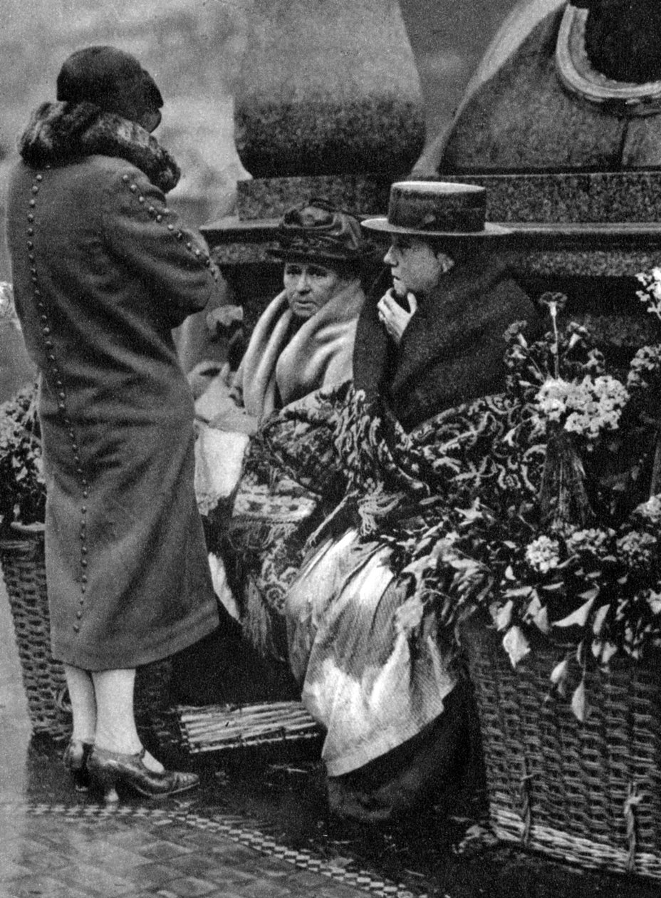 Blomsterselgere, Piccadilly Circus, London, 1926-1927 av Unbekannt