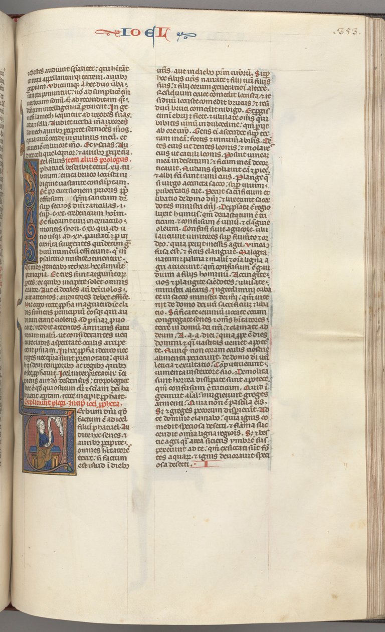 Fol. 353r, Joel, historisk initial V, Joel sittende med en rulle, byste av Gud over, ca. 1275-1300. av Unbekannt