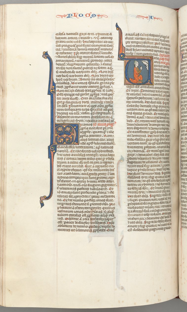 Fol. 354v, Amos, historikk initial V, Amos kneler i bønn, byste av Gud over, ca. 1275-1300. av Unbekannt