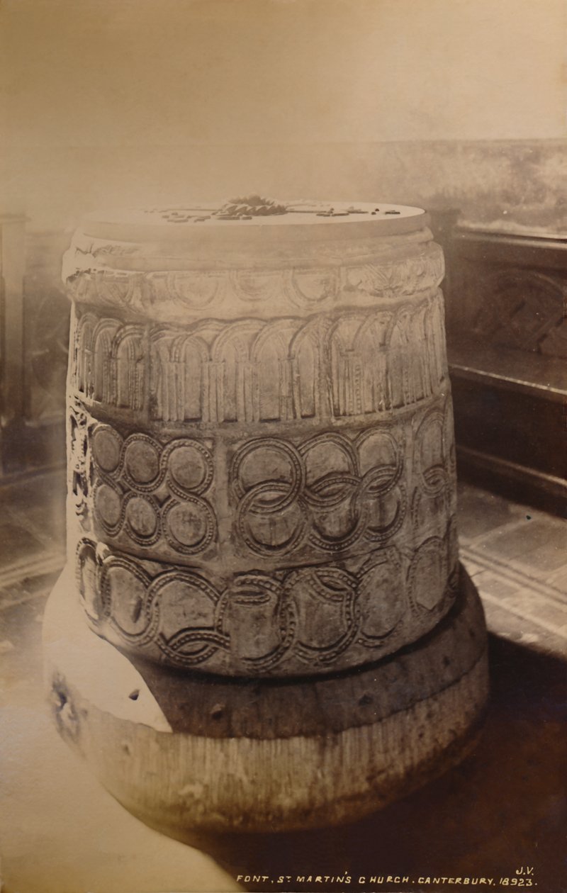 Font, St. Martins Church, Canterbury, 1929. av Unbekannt
