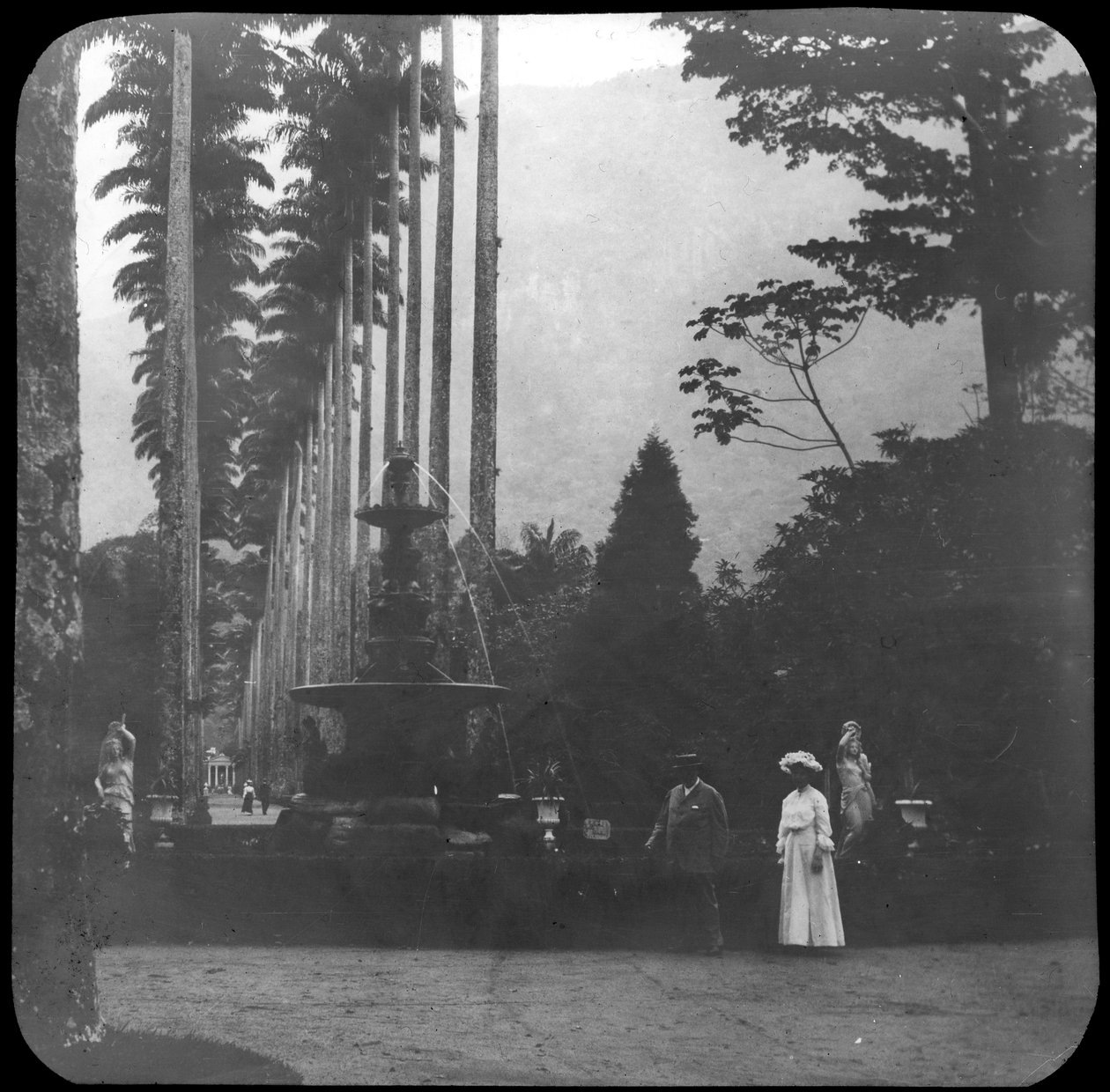 Fountain of the Muses, Rio de Janeiro botaniske hage, Brasil, slutten av 1800- eller begynnelsen av 1900-tallet av Unbekannt