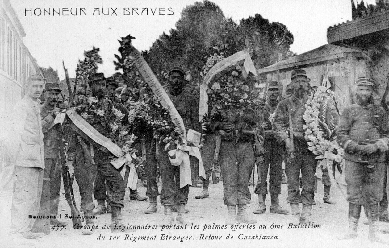 Den franske fremmedlegionen hedrer de modige, Algerie, 1910 av Unbekannt