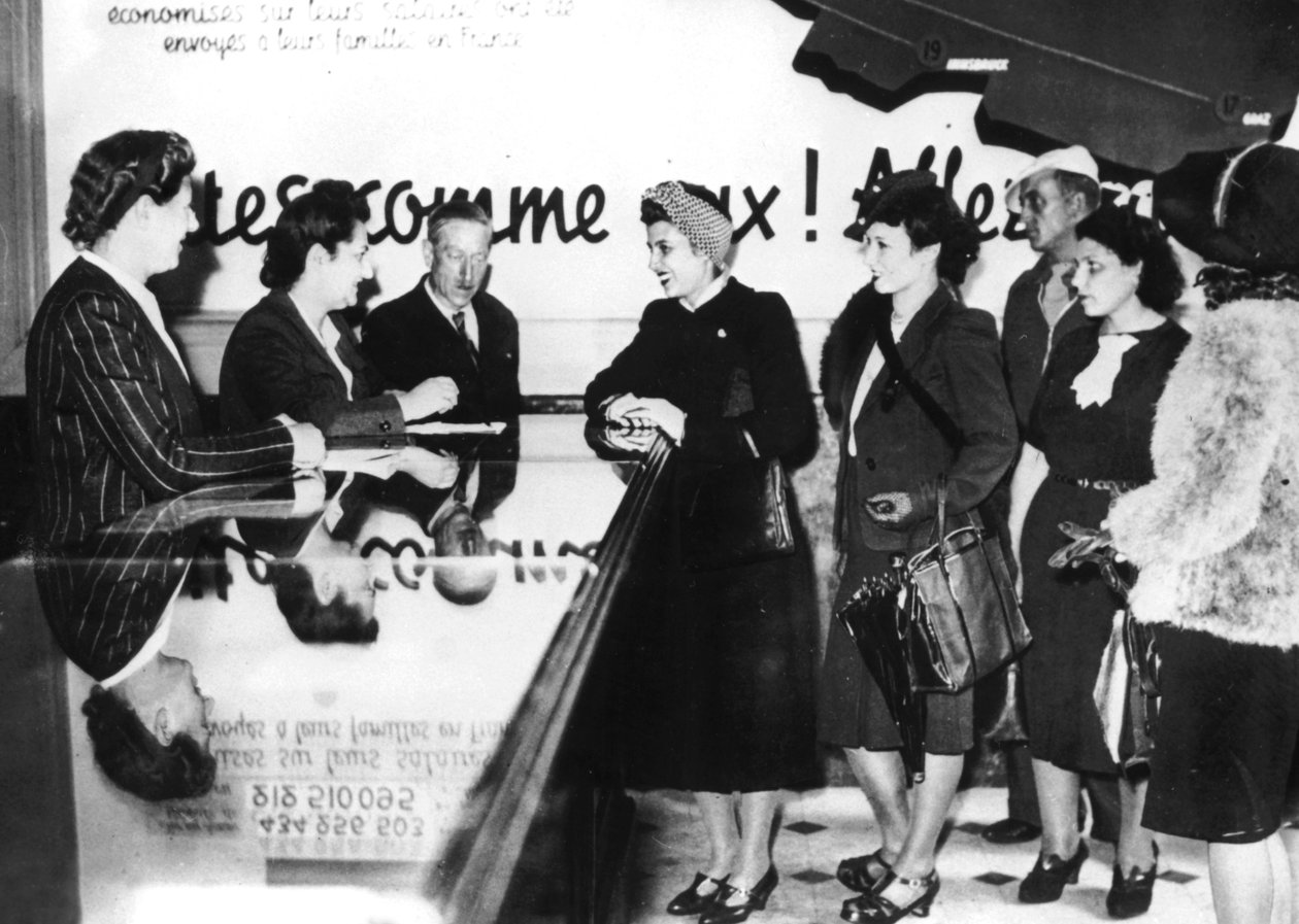 Franske kvinner som verver seg til krigsarbeid i Tyskland, 1940-1944 av Unbekannt