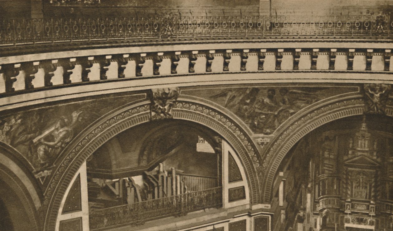 Fra krone til base i Londons enorme katedral: The Whispering Gallery, c1935. av Unbekannt