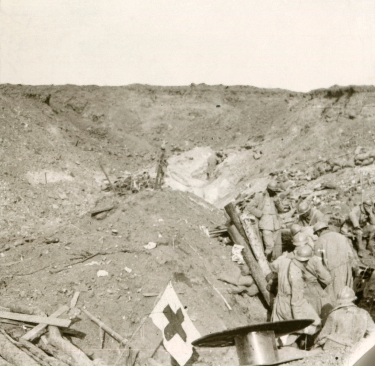 Frontlinje, Sailly-Saillisel, Nord-Frankrike, c1914-c1918 av Unbekannt