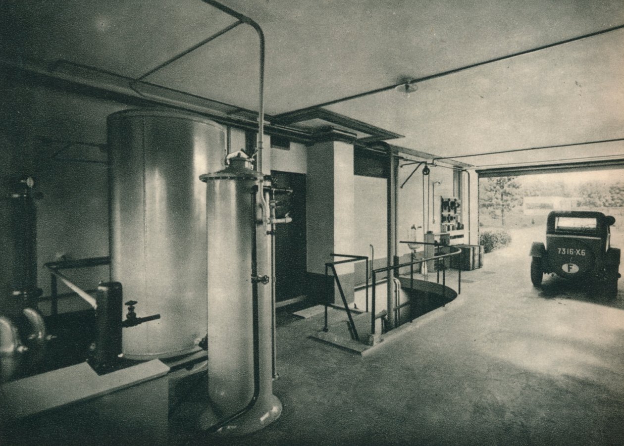 Garasje i et privat hus i Garches, nær Paris. Arkitekter, Le Corbusier og Pierre Jeanneret, 1 av Unbekannt