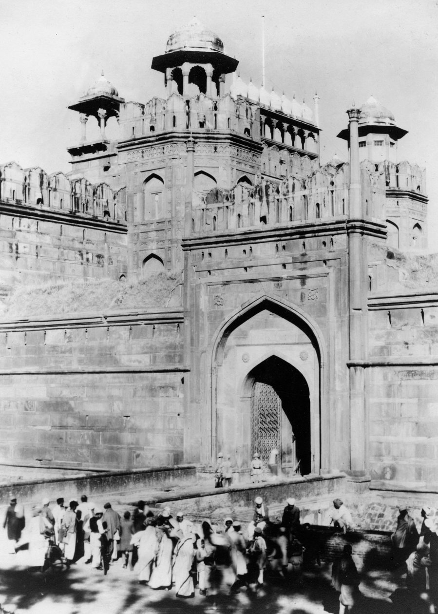 Inngangsporten til det røde fortet, Delhi, India, sent på 1800- eller begynnelsen av 1900-tallet av Unbekannt