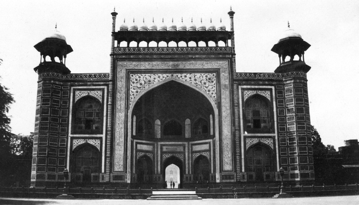 Porten til Taj Mahal, Agra, India, 1916-1917 av Unbekannt