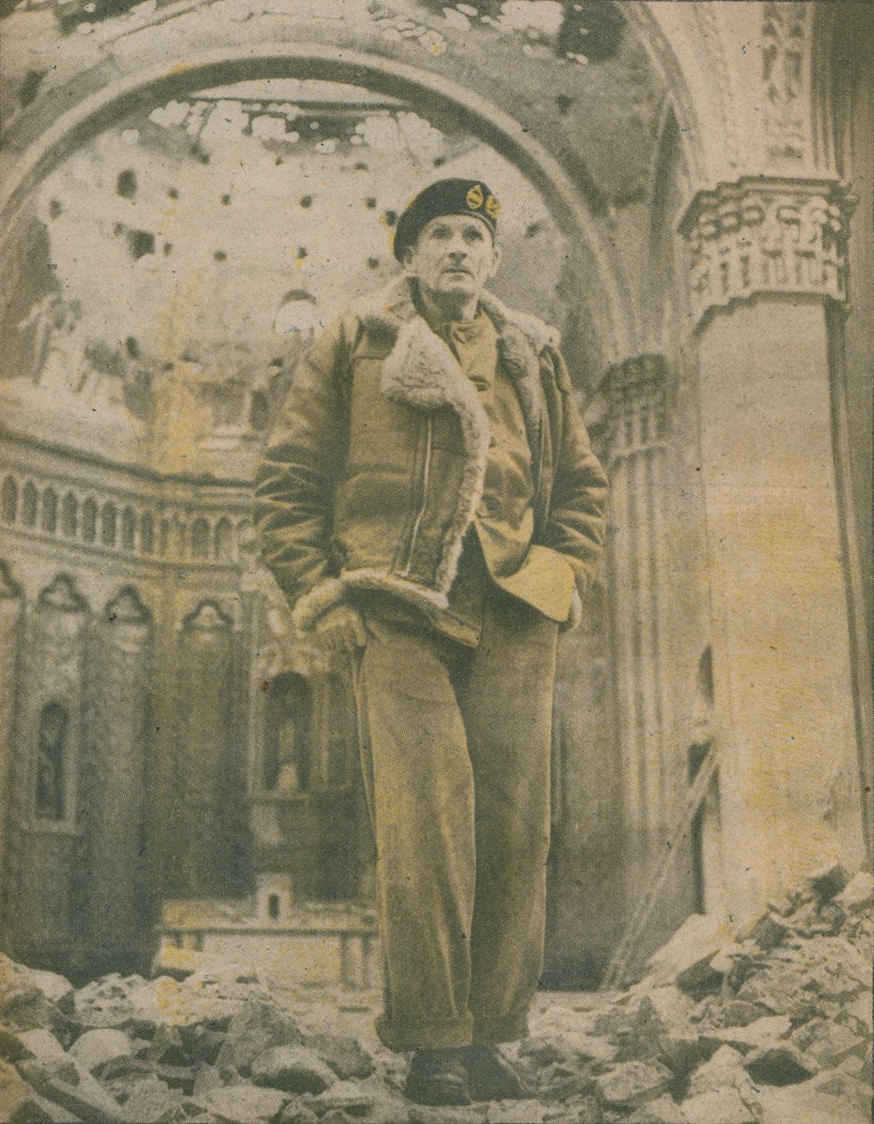 General Sir Bernard Montgomery, kartlegger de skjellrevne ruinene av Fossacesia, 1944-1944 av Unbekannt