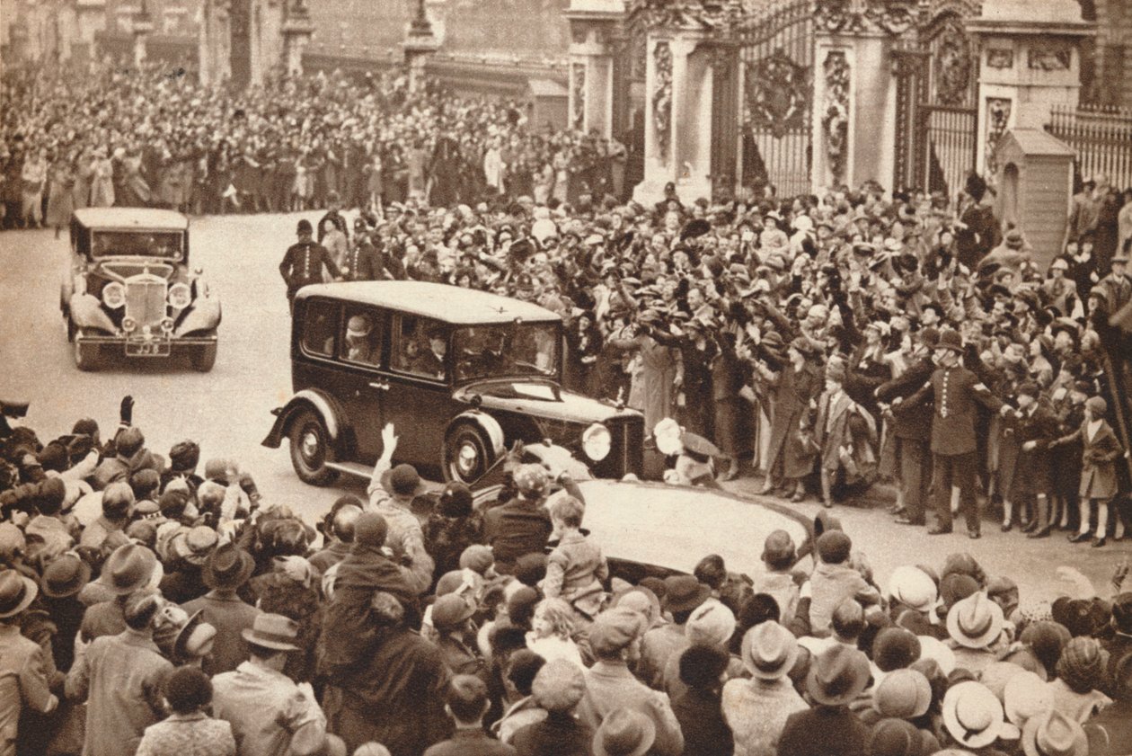 George VI og dronning Elizabeth forlot Buckingham Palace for å feriere i Windsor, 1937 av Unbekannt