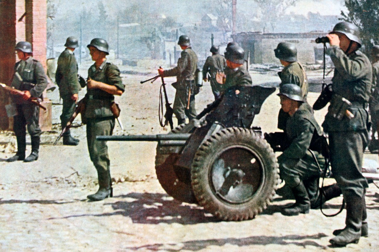 Tyske infanterister med lett feltartilleri, Russland, 1943 av Unbekannt