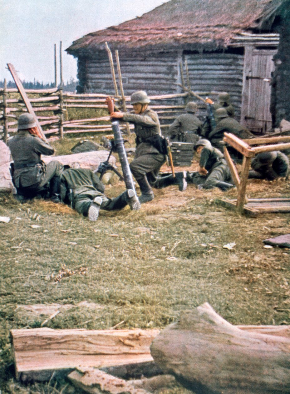 Tyske fallskjermtropper bruker mortere, Russland, 1943 av Unbekannt
