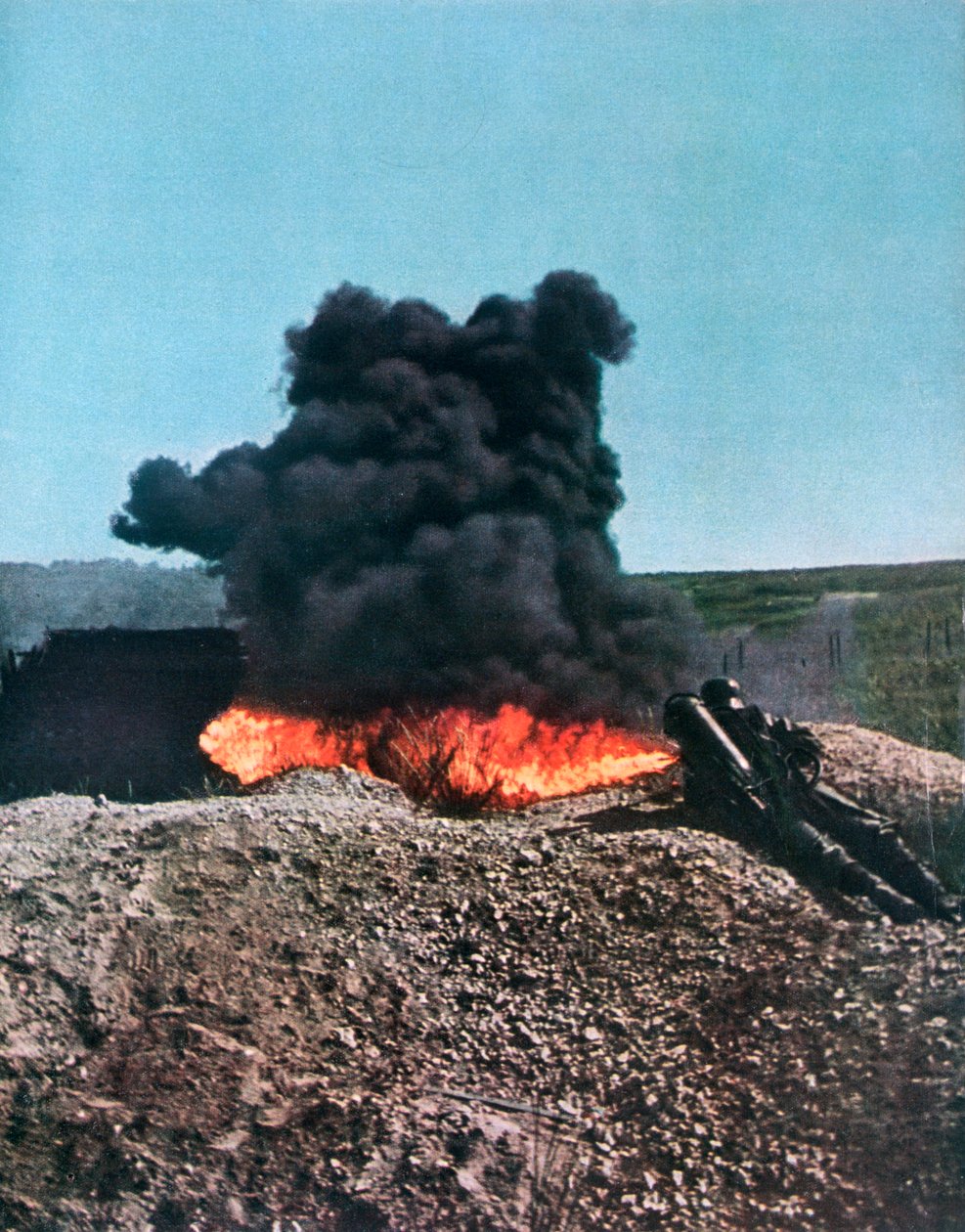 Tysk soldat som bruker en flammekaster, Russland, 1941 av Unbekannt
