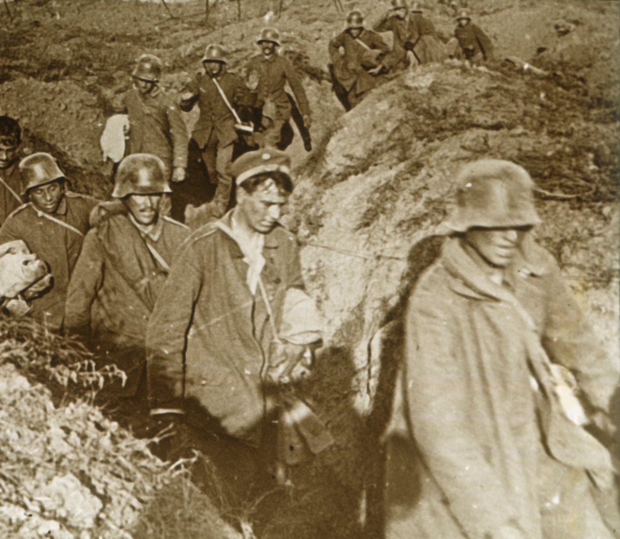 Tyske soldater, Bois des Chevaliers, Vaux, Nord-Frankrike, c1914-c1918 av Unbekannt
