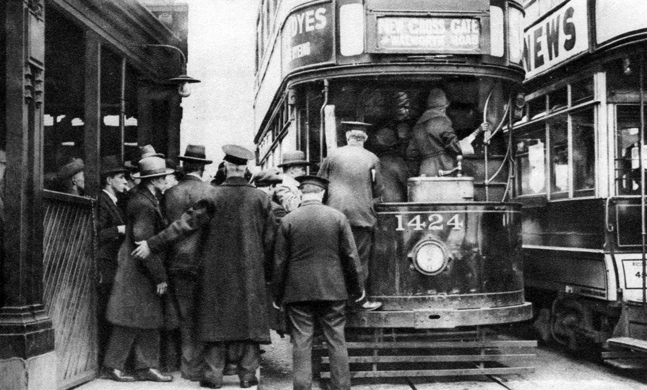 Går på en trikk i Blackfriars, London, 1926-1927 av Unbekannt