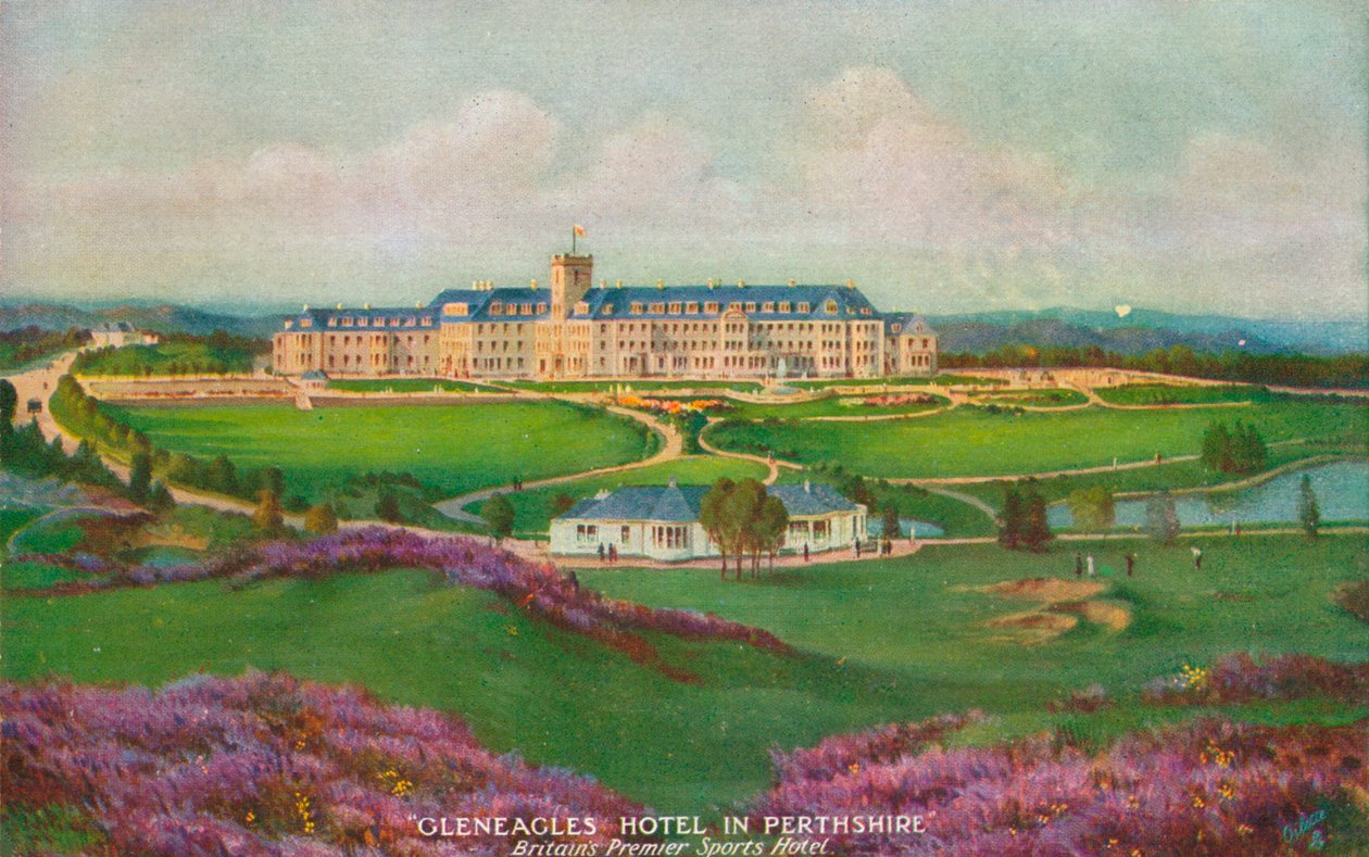 Gleneagles Hotel i Perthshire, c1930 av Unbekannt
