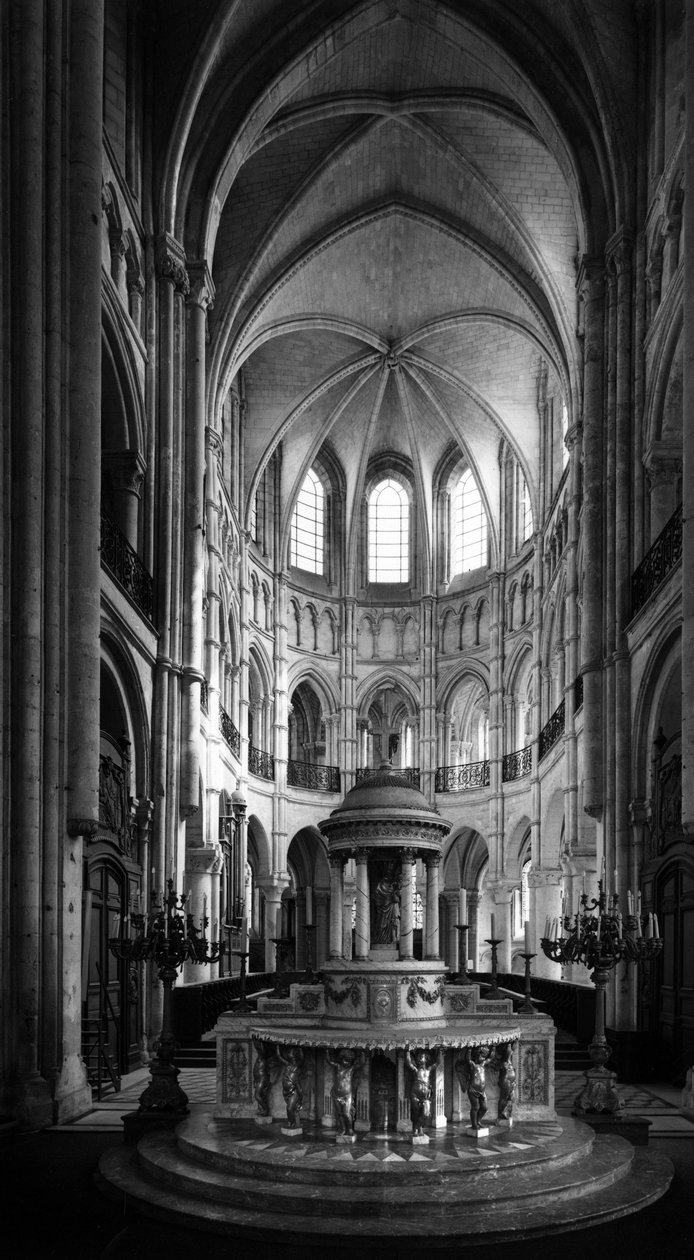 Gotisk kunst: utsikt over koret til Cathedrale Notre Dame de Noyon (1100-1200-tallet). (Oise) av Unbekannt