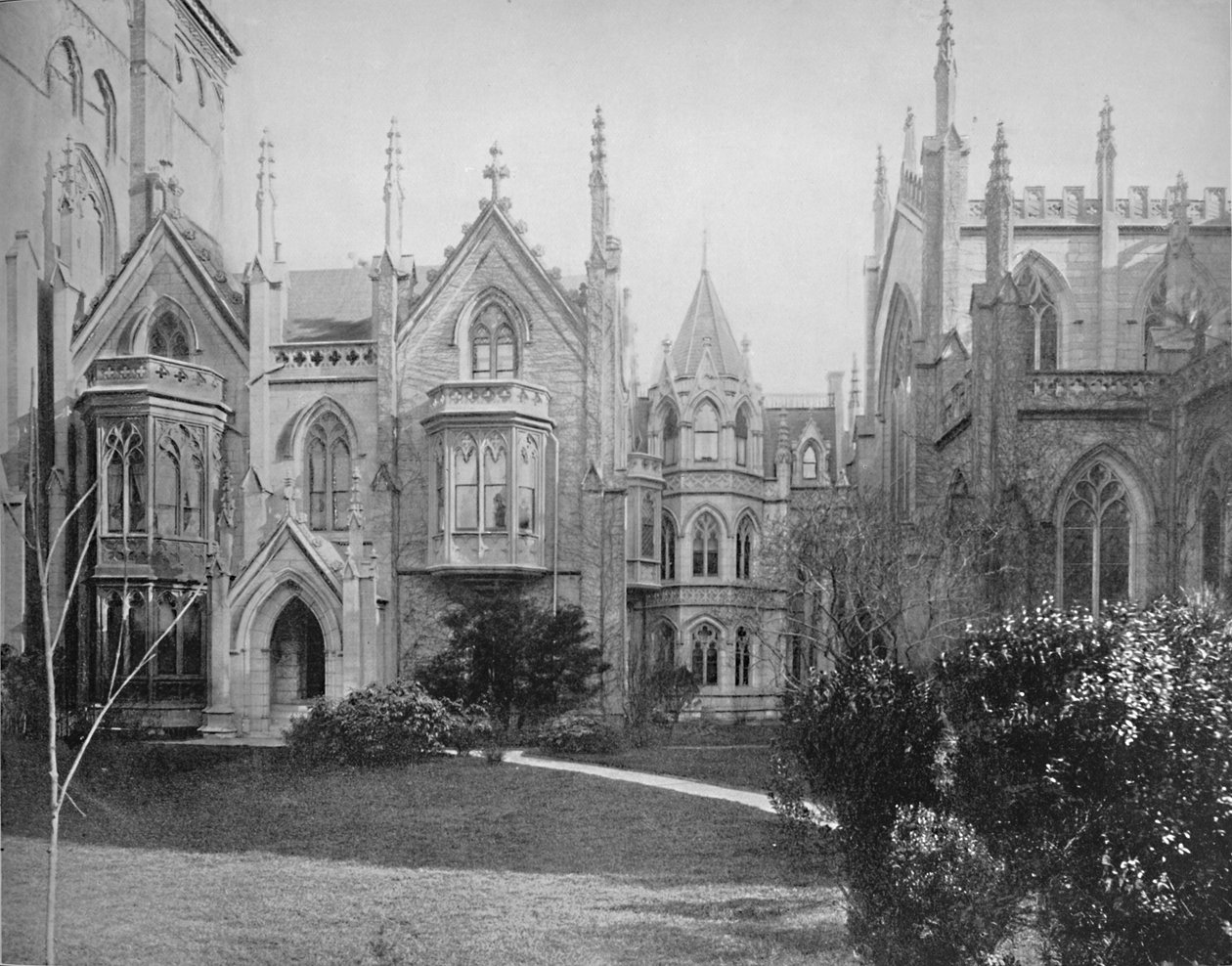 Grace Church and Rectory, New York, c1897. av Unbekannt