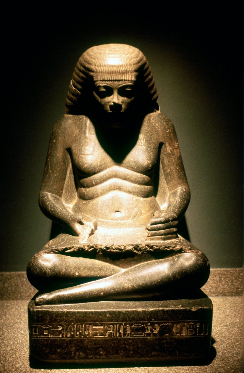 Granittstatue av en sittende gammelegyptisk skriver, fra Karnak, 1718. dynastiet, ca 1500 f.Kr. av Unbekannt