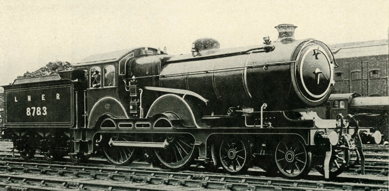 Great Eastern Type 4-4-0 i Special Livery for Royal Trains, c1930. av Unbekannt