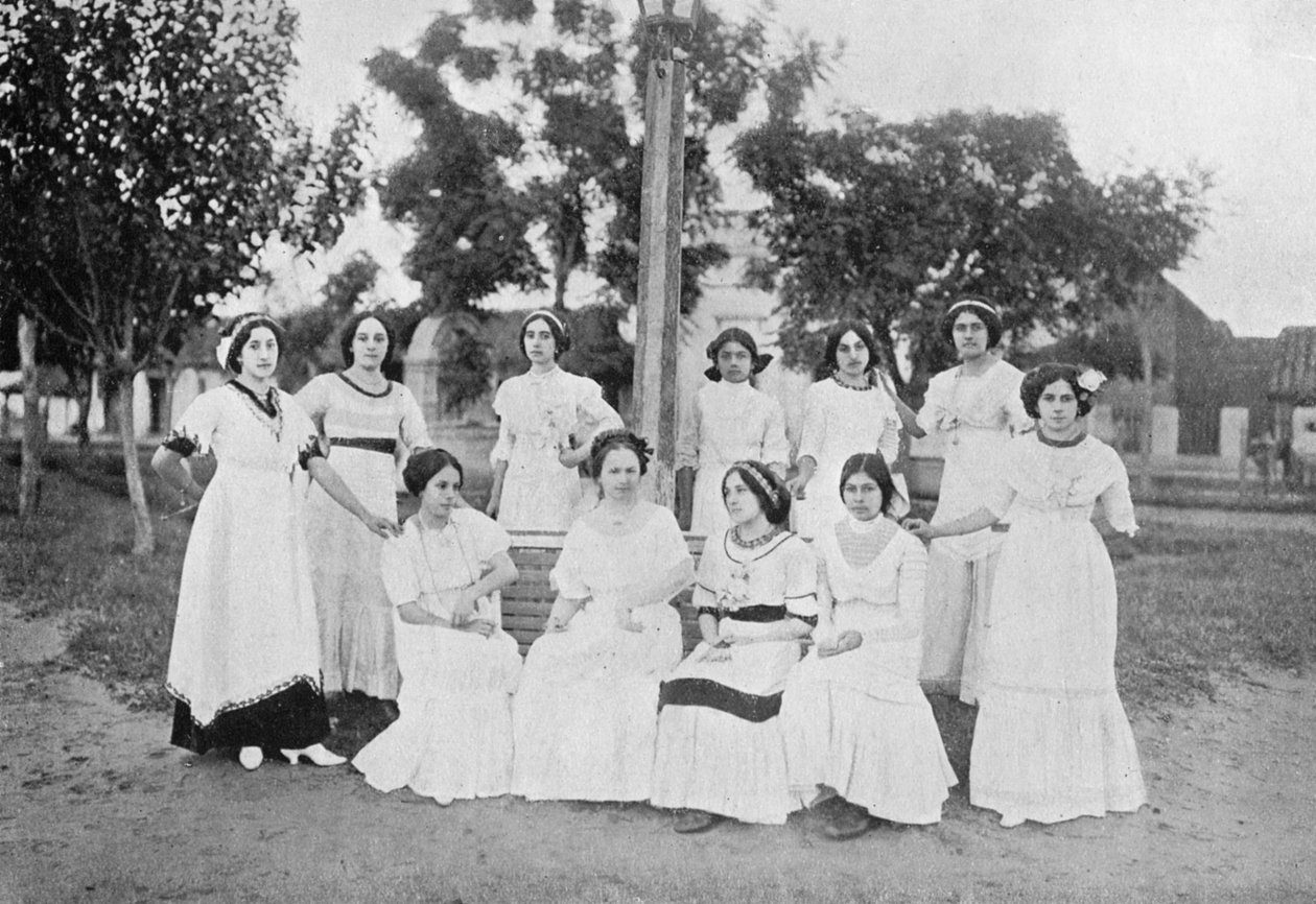 Gruppe av paraguayanske kvinner, Carapegua, Paraguay, 1911 av Unbekannt