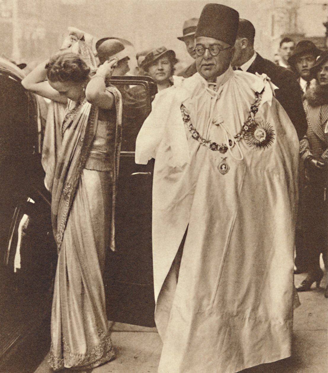 H.H. Prinsen Aga Khan og Begum Aga Khan, 12. mai 1937 av Unbekannt