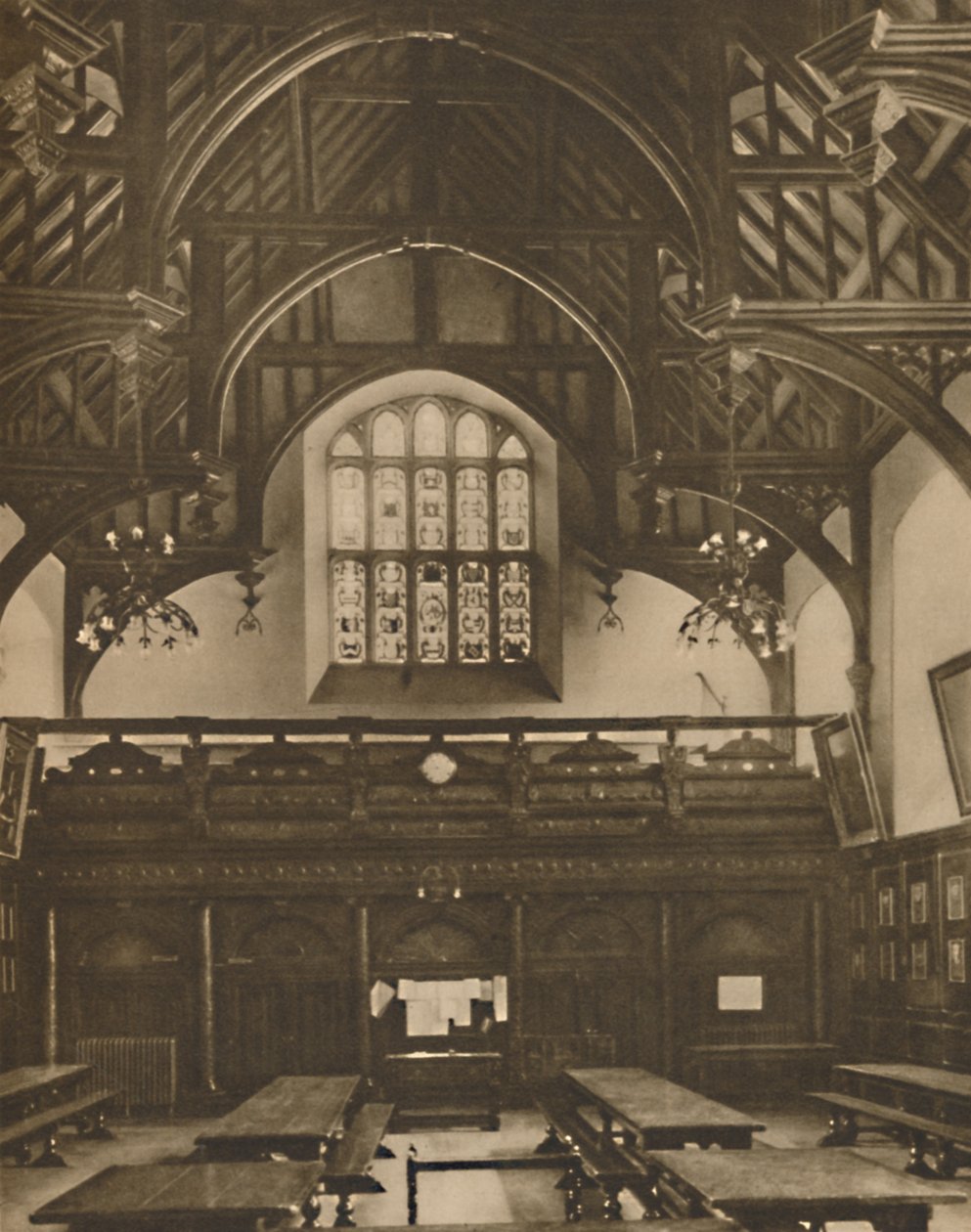 Hall of Grays Inn, hvor The Comedy of Errors ble spilt i Shakespeares levetid, c1935. av Unbekannt