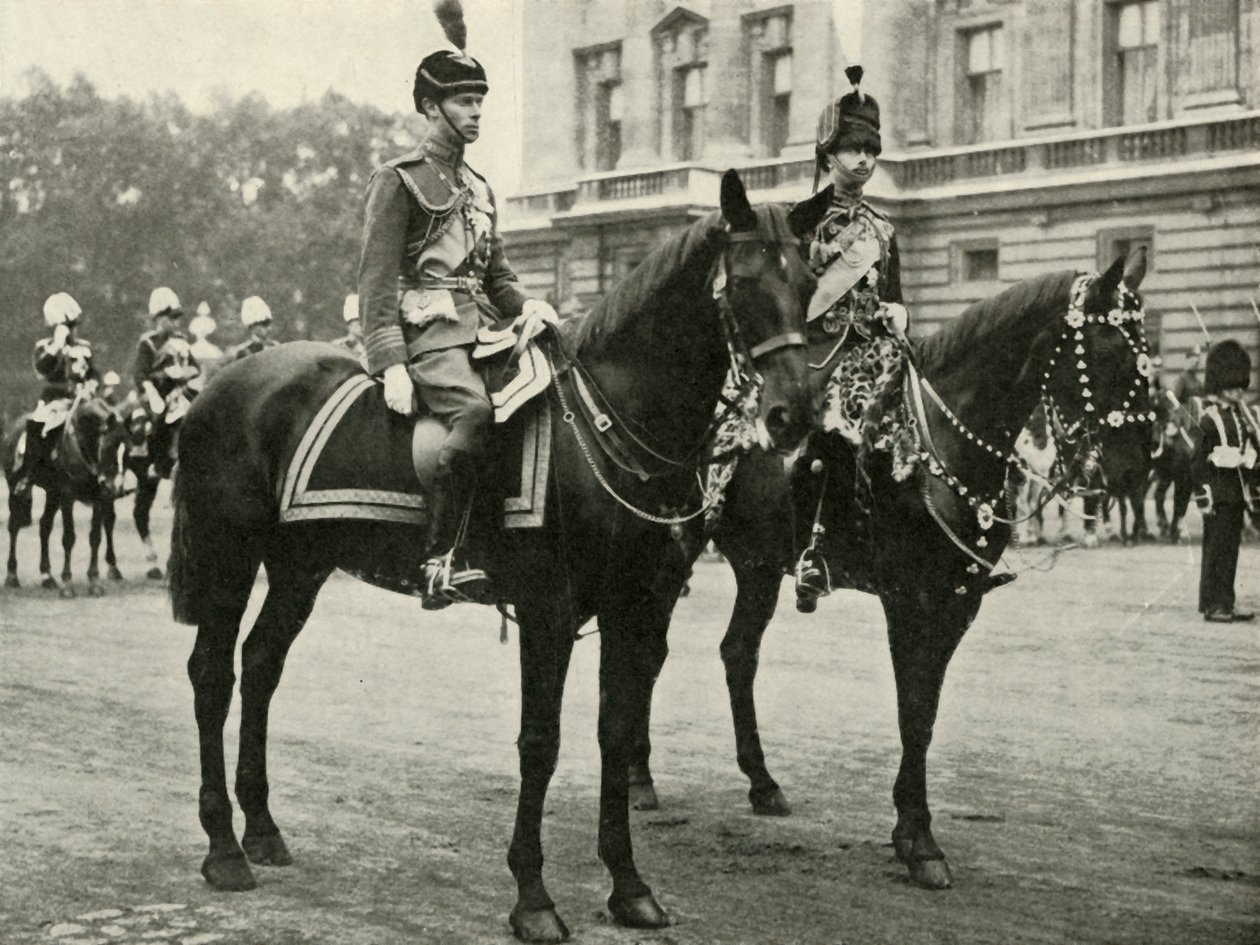 Hans Majestet med hertugen av Gloucester, ved Trooping the Colour, 1928, 1937. av Unbekannt