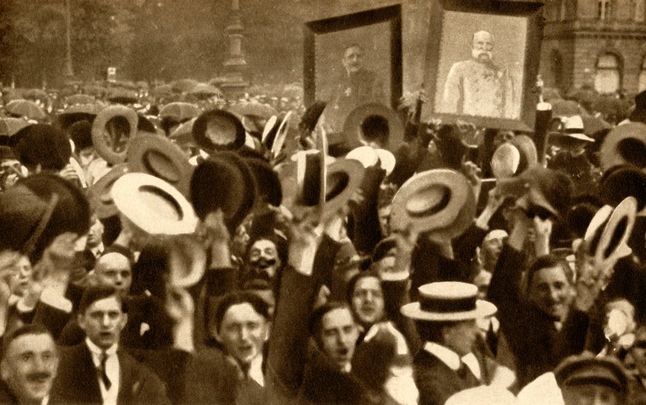Hoch the Kaiser!: jublende folkemengder i gatene, Berlin, Tyskland, 4. august 1914, 1933. av Unbekannt