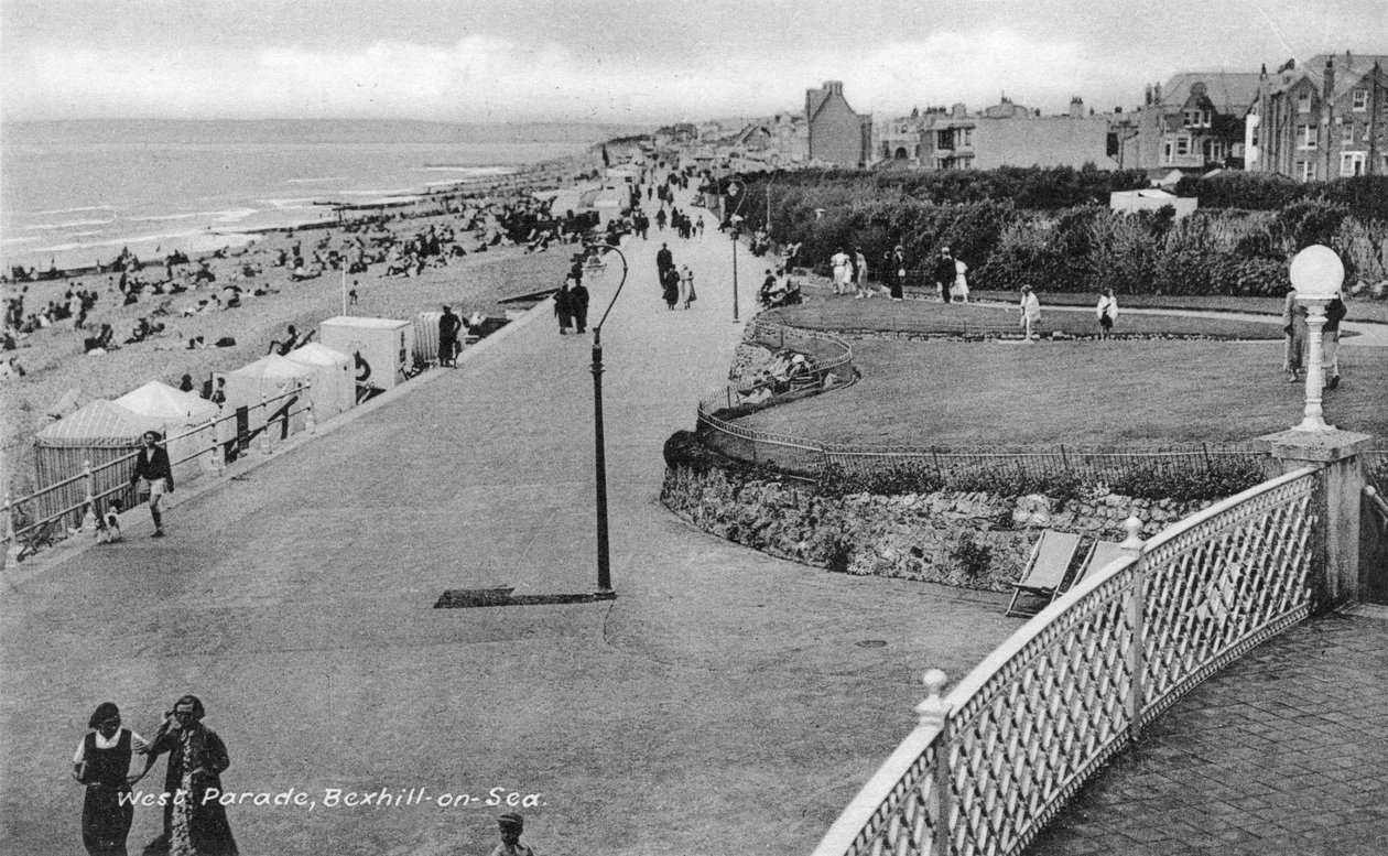 Feriegjester på West Parade, Bexhill-on-Sea, East Sussex, c1900-c1920s av Unbekannt