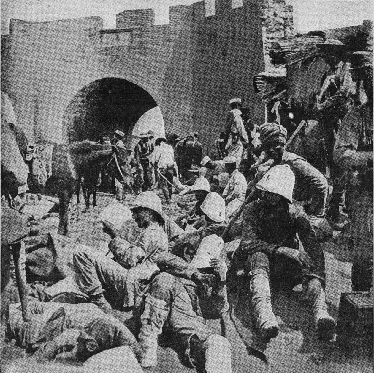 In the Flowery Land - The Wounded of the Allies at the Mud Gate, Tientsin, 1900 av Unbekannt