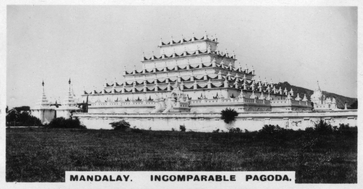 Usammenlignelig Pagoda, Mandalay, Burma, c1925 av Unbekannt