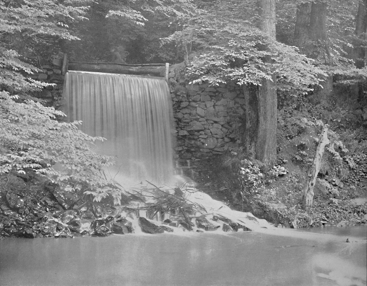 Independence Falls, på Darby Creek, nær Philadelphia, c1897. av Unbekannt