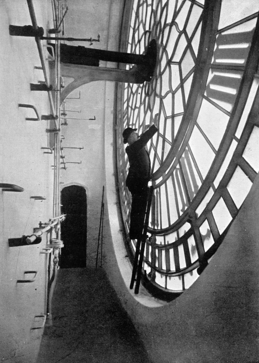 Inne i urskiven til Big Ben, Palace of Westminster, London, c1905 av Unbekannt