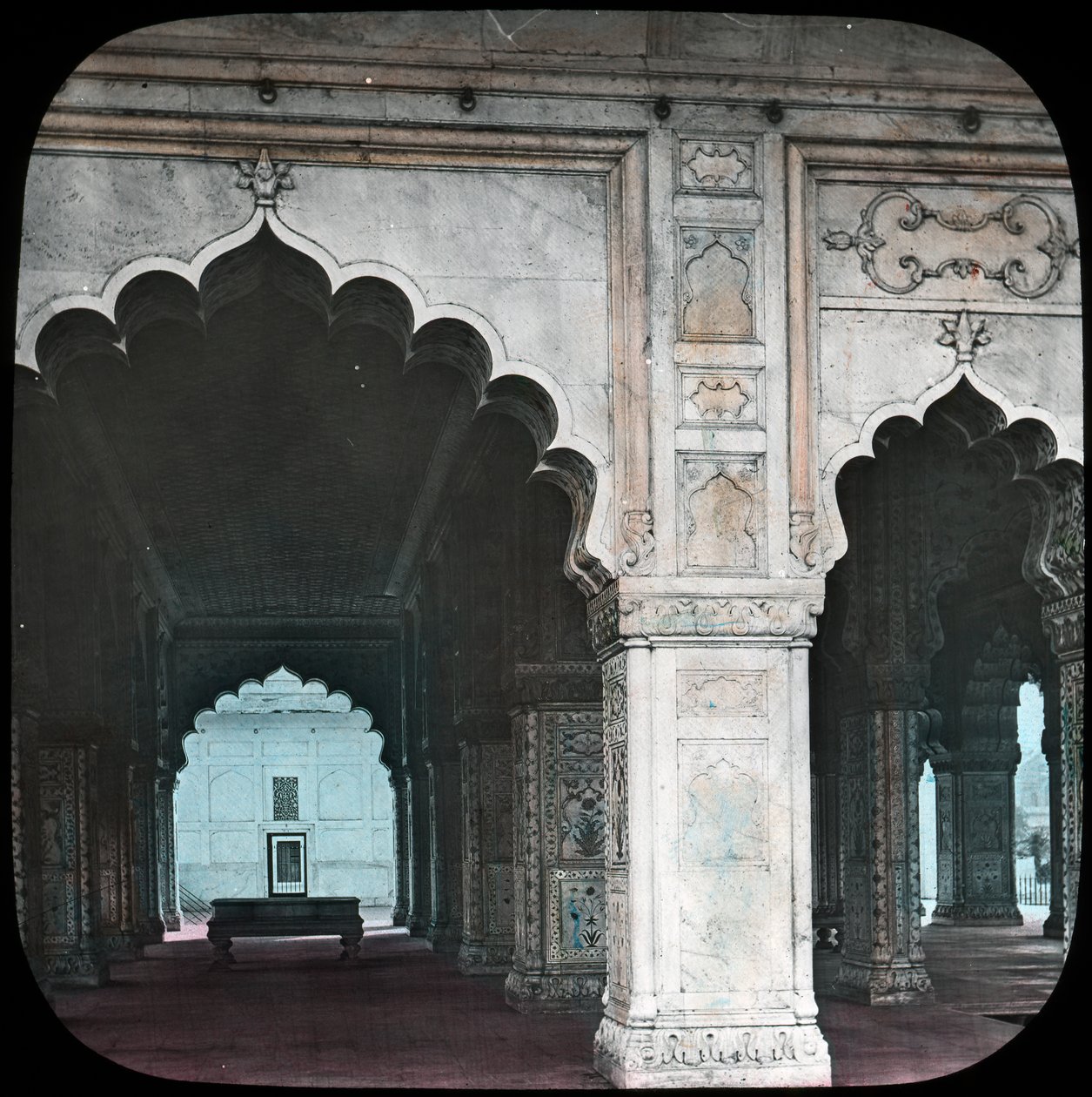 Interiøret i Diwan-i-Khas, Red Fort, Delhi, India, slutten av 1800- eller begynnelsen av 1900-tallet av Unbekannt
