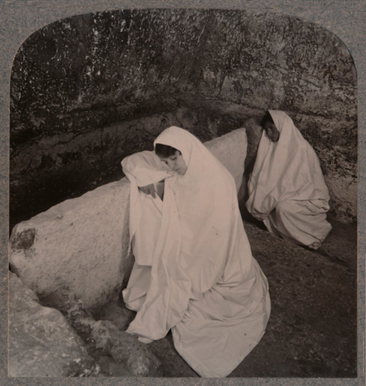 Interiør i Kristi grav, ca 1900 av Unbekannt