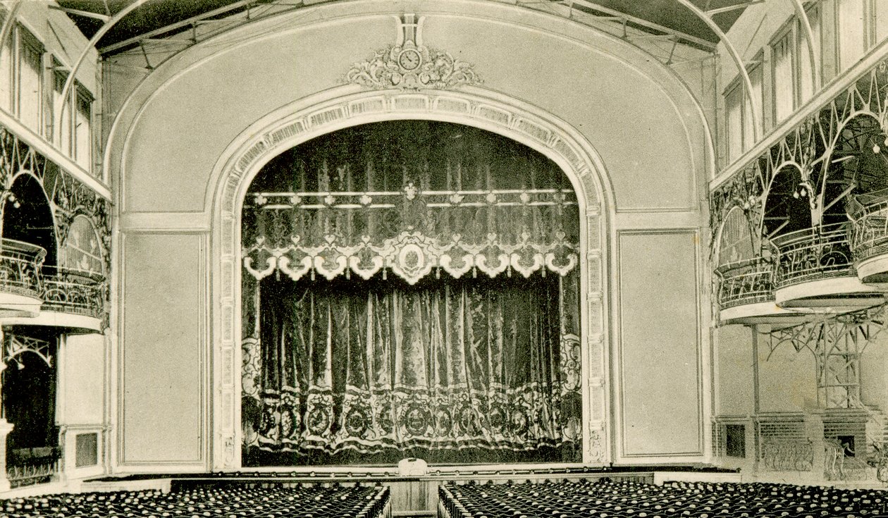 Innvendig utsikt over teatret i Nicholas II Peoples House, St. Petersburg, Russland, 1900-tallet av Unbekannt