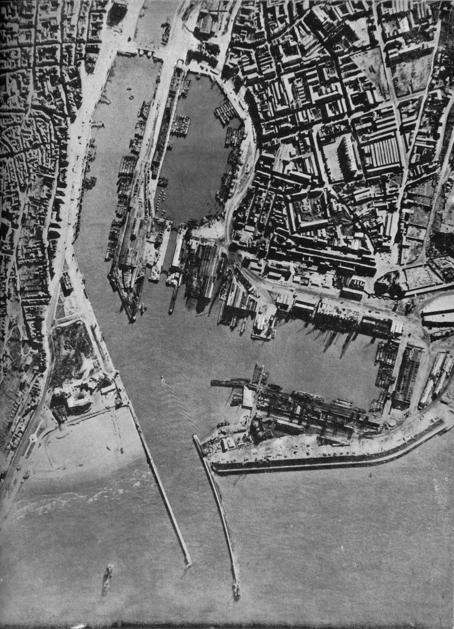 Invasjonslektere samlet i Boulogne havn, Frankrike, 1940 1943. av Unbekannt